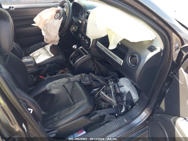 1C4NJDEB3FD117786 Jeep Compass High Altitude Edition