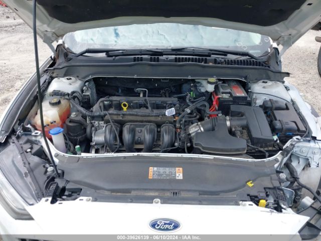 3FA6P0H76JR132971 Ford FUSION SE