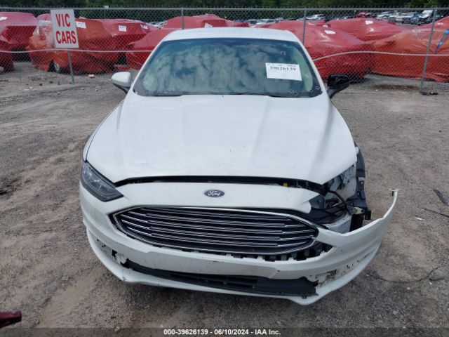 3FA6P0H76JR132971 Ford FUSION SE