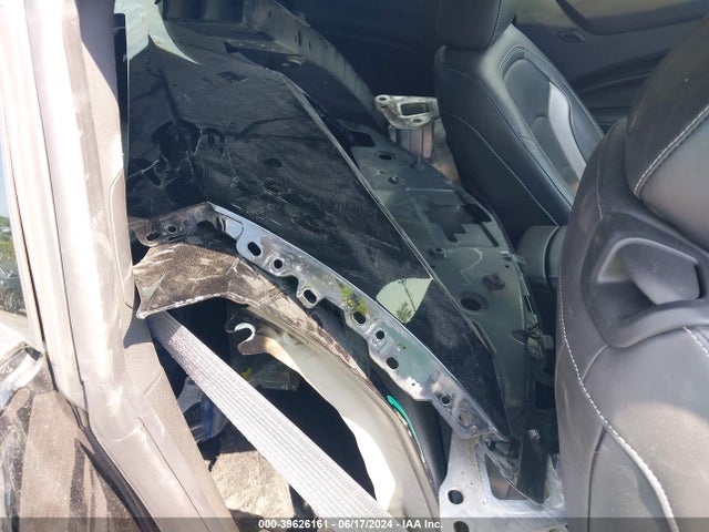 Chevrolet Camaro 2lt 2019 1G1FD1RS6K0154362 Image 8