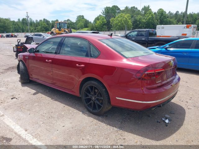 1VWAA7A33JC048964 Volkswagen Passat 2.0t R-line/2.0t S
