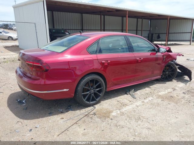 1VWAA7A33JC048964 Volkswagen Passat 2.0t R-line/2.0t S