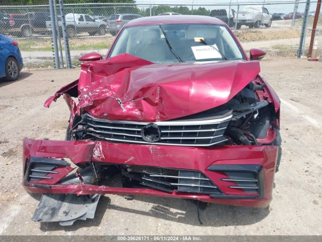 1VWAA7A33JC048964 Volkswagen Passat 2.0t R-line/2.0t S