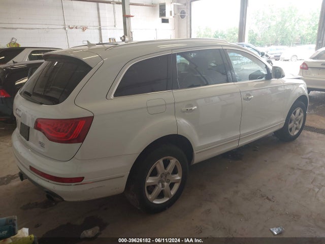 Audi Q7 3.0t Premium 2015 WA1LGAFE1FD019475 Image 4