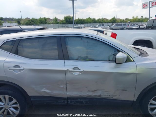 JN1BJ1CP8JW160164 Nissan Rogue Sport S