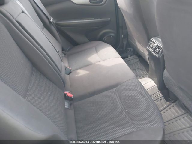 JN1BJ1CP8JW160164 Nissan Rogue Sport S