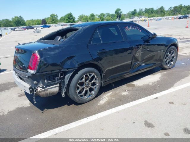 2C3CCAGG2GH329404 Chrysler 300 300s