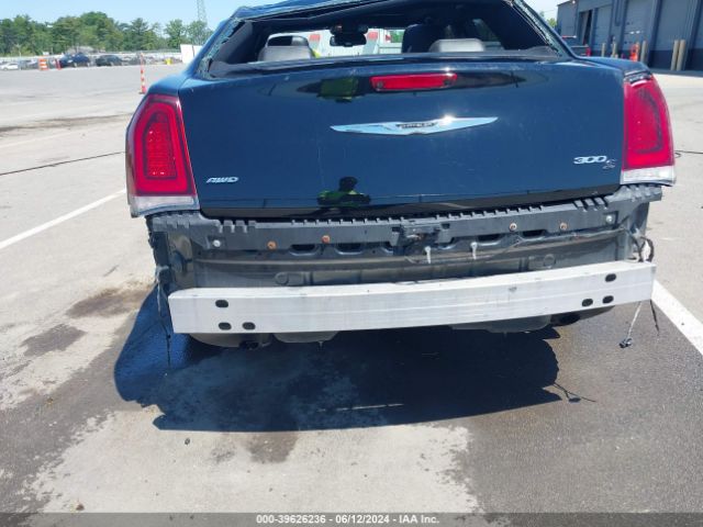 2C3CCAGG2GH329404 Chrysler 300 300s