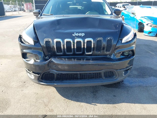 1C4PJLCB6EW172418 Jeep Cherokee Latitude