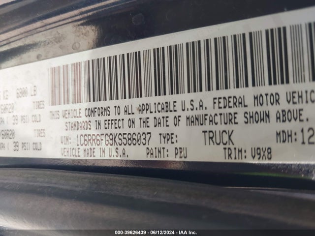 1C6RR6FG9KS586037 RAM 1500 Classic Tradesman Quad Cab 4x2 6'4 Box
