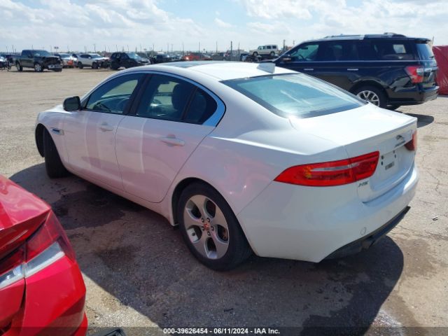 SAJAR4BG3HA974395 Jaguar Xe 25t
