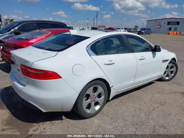 SAJAR4BG3HA974395 Jaguar Xe 25t