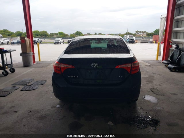 Toyota COROLLA LE 2018 2T1BURHE8JC038911 Image 16