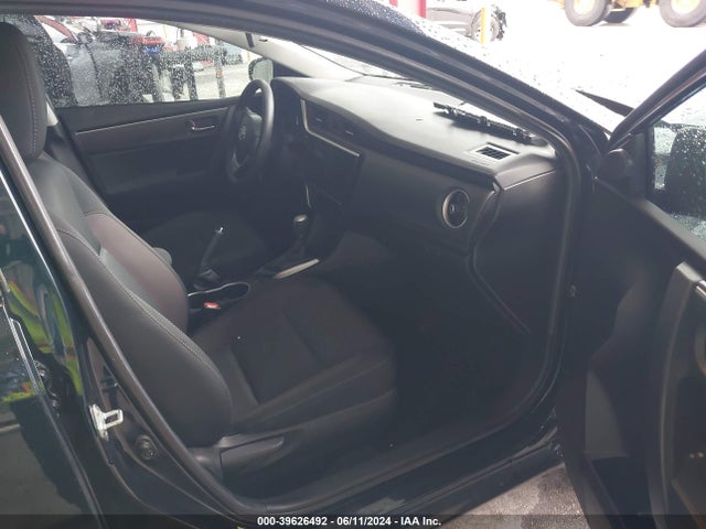 Toyota COROLLA LE 2018 2T1BURHE8JC038911 Image 5