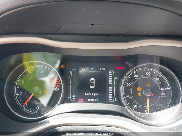 1C4PJLAB3HW669532 Jeep Cherokee Sport Fwd