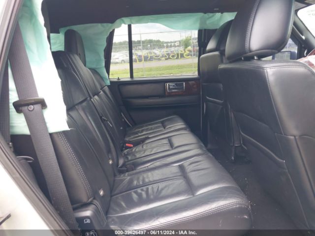 5LMJJ2HT4FEJ10923 Lincoln Navigator