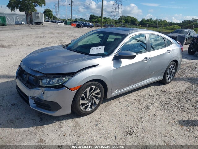 Honda CIVIC EX 2018 19XFC2F75JE023297 Image 2