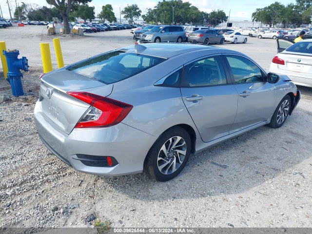 Honda CIVIC EX 2018 19XFC2F75JE023297 Image 4