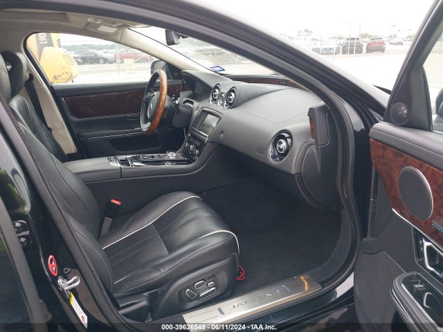 2014 JAGUAR XJ SAJWA2GZ5E8V69699 Photo 4