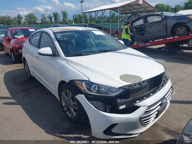 2018 5NPD84LF1JH265886 main image