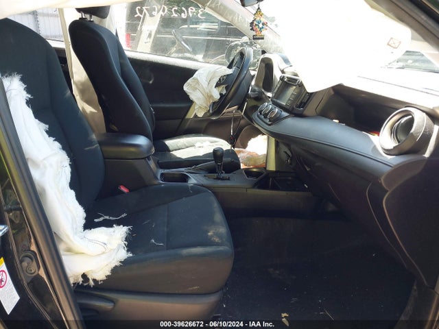 Toyota RAV4 LE 2016 2T3BFREV9GW457007 Image 5