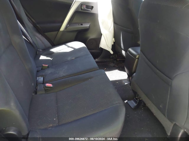 Toyota RAV4 LE 2016 2T3BFREV9GW457007 Image 8
