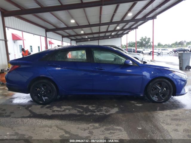 5NPLM4AG9MH025315 Hyundai ELANTRA SEL