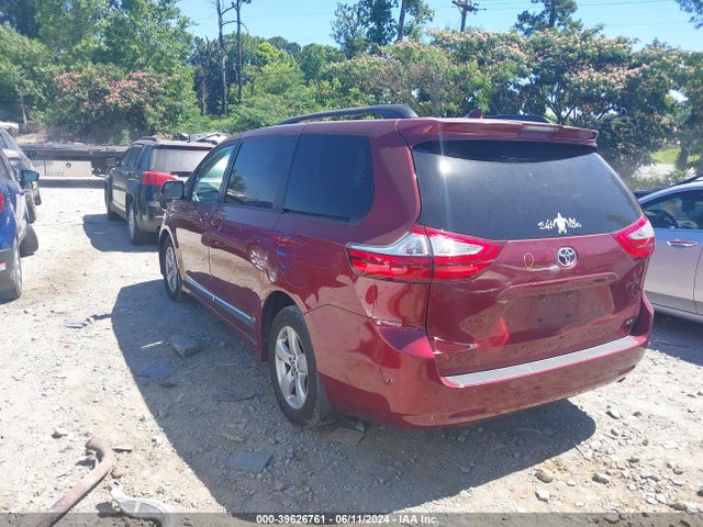 Toyota Sienna Le 8 Passenger 2018 5TDKZ3DC6JS950964 Image 3
