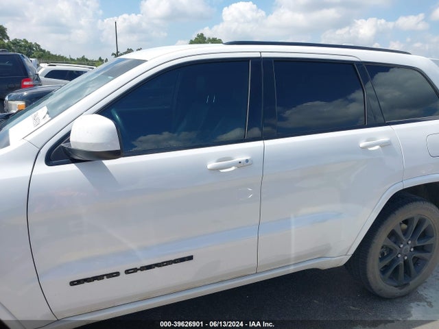 1C4RJFAG3JC180190 Jeep Grand Cherokee Altitude 4x4