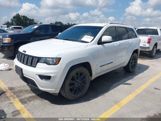 1C4RJFAG3JC180190 Jeep Grand Cherokee Altitude 4x4