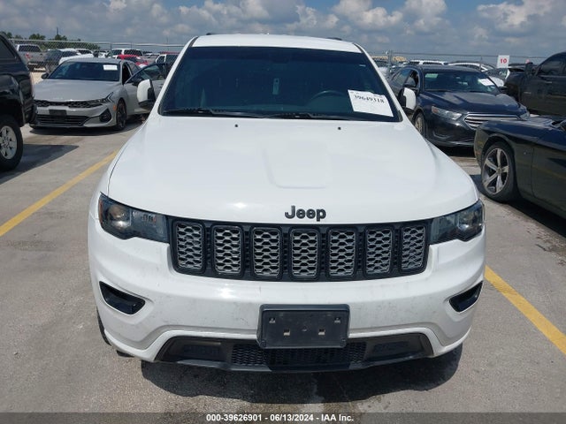 1C4RJFAG3JC180190 Jeep Grand Cherokee Altitude 4x4