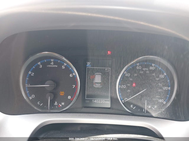 Toyota Rav4 Xle 2016 JTMWFREV7GJ098157 Image 7