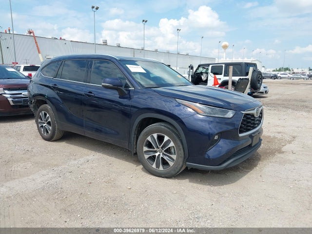 Toyota Highlander Xle 2021 5TDGZRBH0MS073237 Image 1