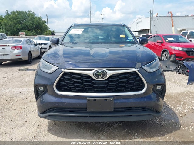 Toyota Highlander Xle 2021 5TDGZRBH0MS073237 Image 13