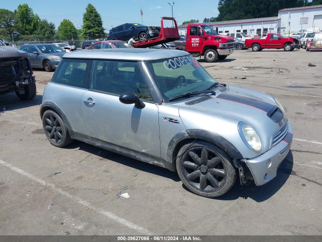 2002 MINI COOPER S WMWRE334X2TD53825 Photo 0
