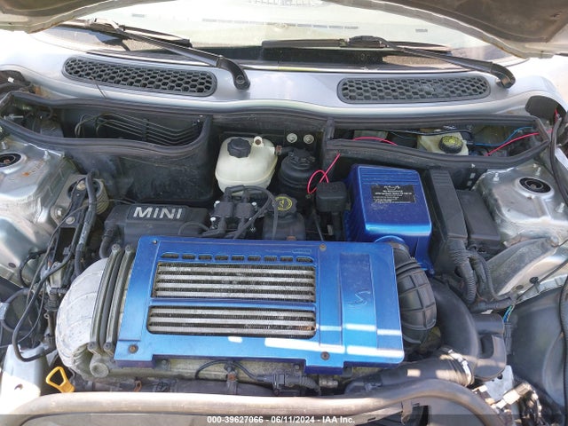2002 MINI COOPER S WMWRE334X2TD53825 Photo 9