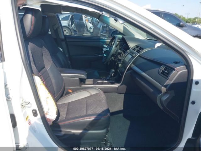 4T1BF1FK4HU420169 Toyota CAMRY SE