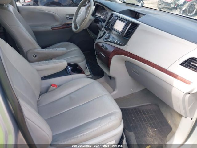 5TDYK3DCXES515725 Toyota Sienna Xle V6 8 Passenger