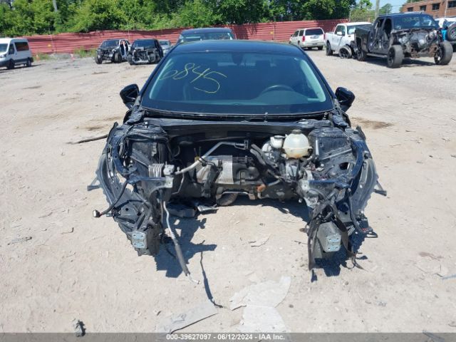 1G4ZP5SS7HU186845 Buick Lacrosse Essence