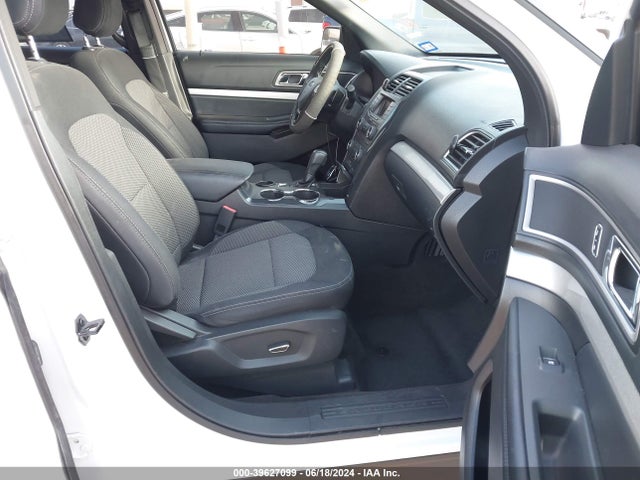 Ford EXPLORER XLT 2017 1FM5K7D83HGE10587 Image 5