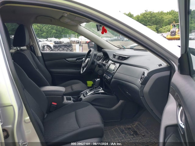 Nissan ROGUE SV 2018 KNMAT2MV8JP609374 Image 5