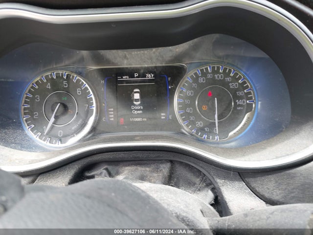 Chrysler 200 Limited 2015 1C3CCCAB5FN607436 Image 7