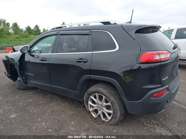 1C4PJMCX8JD517682 Jeep Cherokee Latitude 4x4
