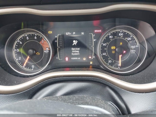 1C4PJMCX8JD517682 Jeep Cherokee Latitude 4x4