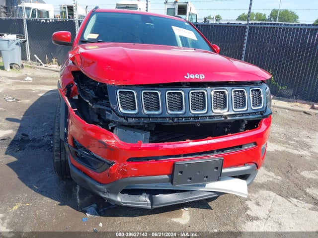 Jeep Compass Latitude 4x4 2018 3C4NJDBB2JT142623 Image 6