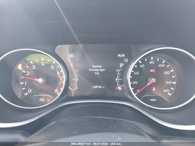 Jeep Compass Latitude 4x4 2018 3C4NJDBB2JT142623 Image 7