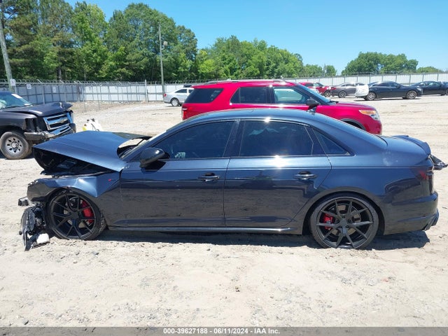 WAUENAF40JA063776 Audi A4 2.0t Premium/2.0t Tech Premium