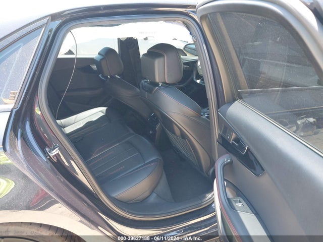 WAUENAF40JA063776 Audi A4 2.0t Premium/2.0t Tech Premium