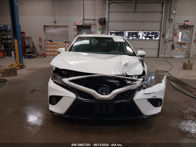 4T1B21HK1KU012017 Toyota Camry Hybrid Se
