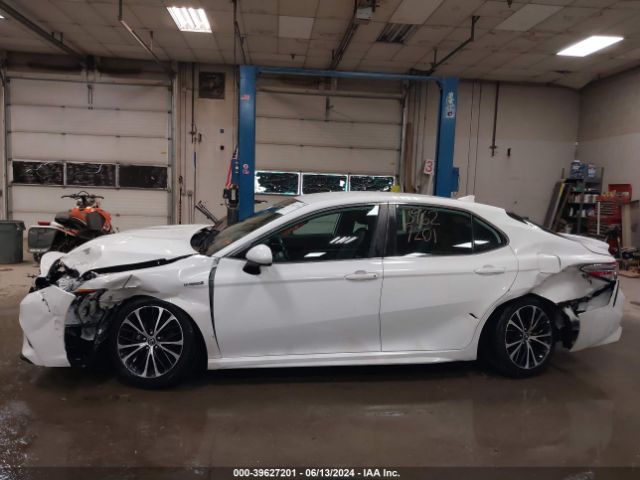 4T1B21HK1KU012017 Toyota Camry Hybrid Se